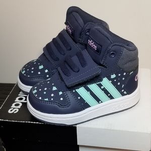 Toddler hoops 2.0 mid shoes